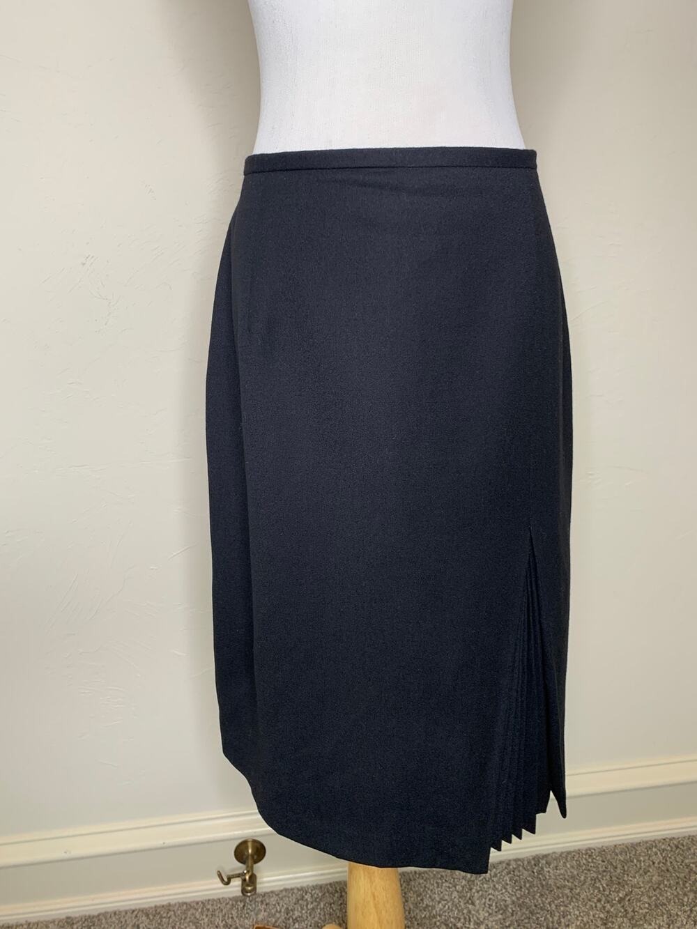 Talbots Petites Black Wool Skirt 8 Petite Preppy Minimalism Office